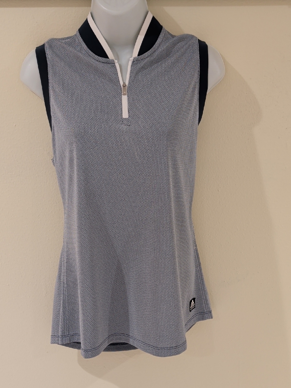 Sleeveless Athletic Polo Top - Light Blue